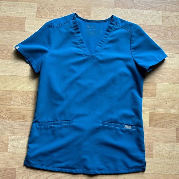 Figs Casma three pocket scrub top hardly worn - Picture 1 of 4